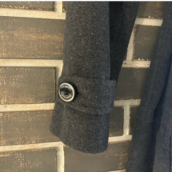 Kenneth Cole Black Wool Blend Coat Wide Collar Belted Waist - Picture 8 of 10